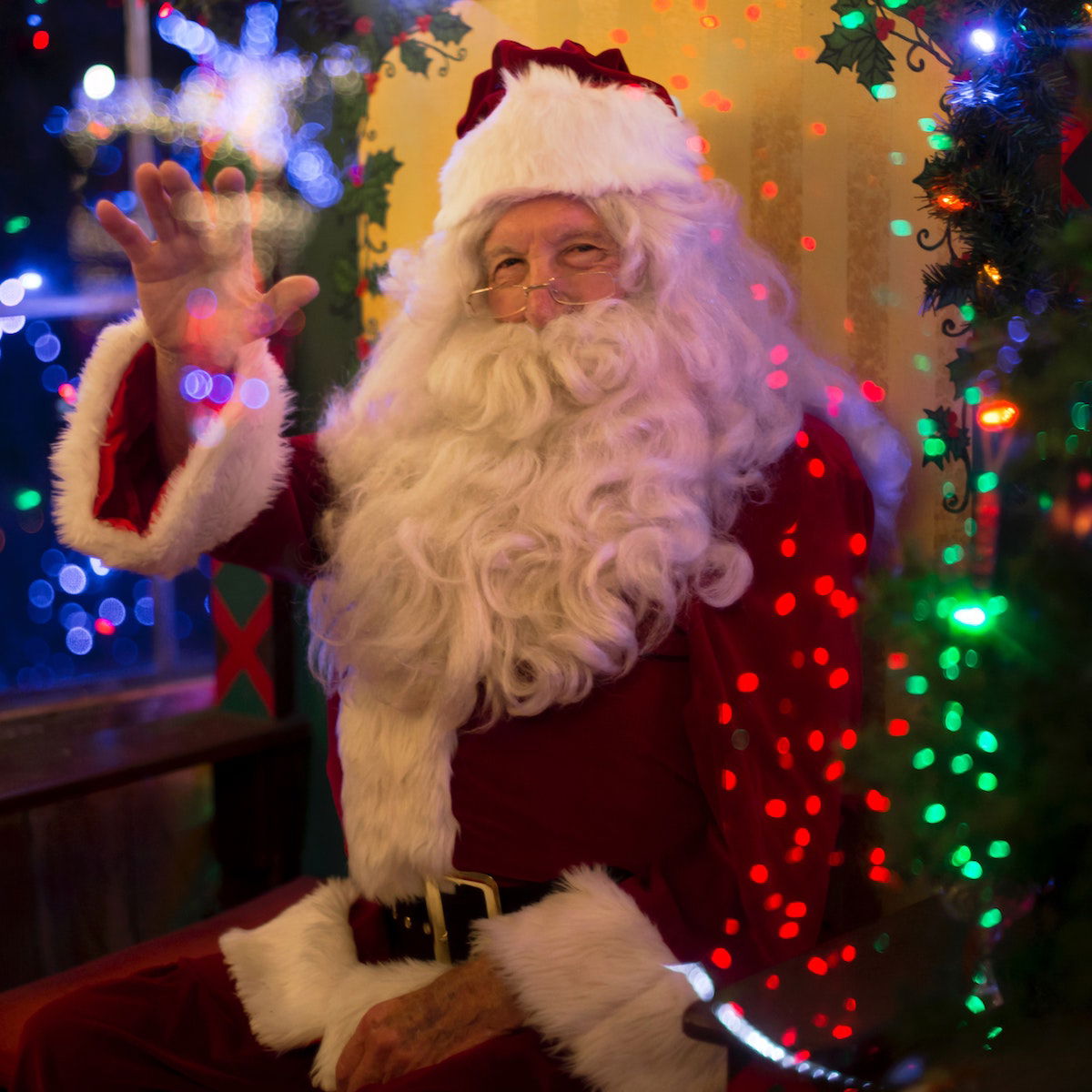 Celebrate the Holidays with Aliso Viejo's Chamber of Commerce