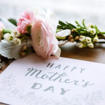 Mother’s Day: Gift Ideas & Outings in Aliso Viejo